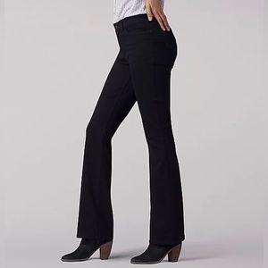 NWT Women’s Size 24” X 26” Lee Body Optix X Cushnie Straight-Leg Jeans In Black